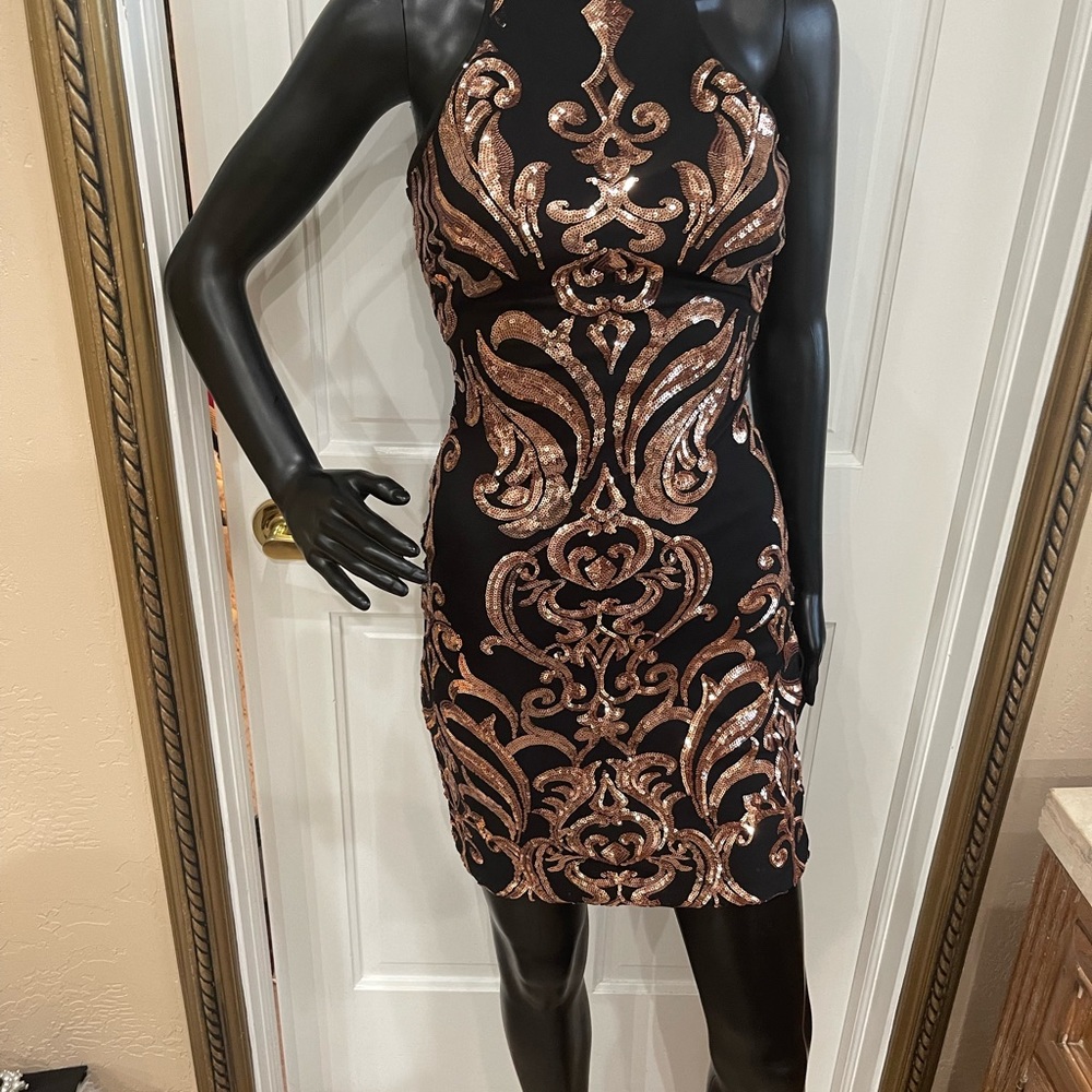 Party dress/Halter style rose gold